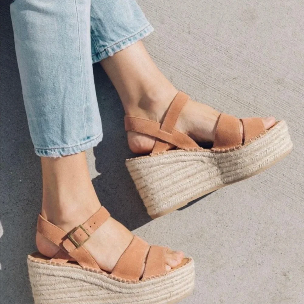 SOLUDOS COMO PLATFORM WEDGE ESPADRILLE SANDALS IN SAHARA PINK. NEW Sz9